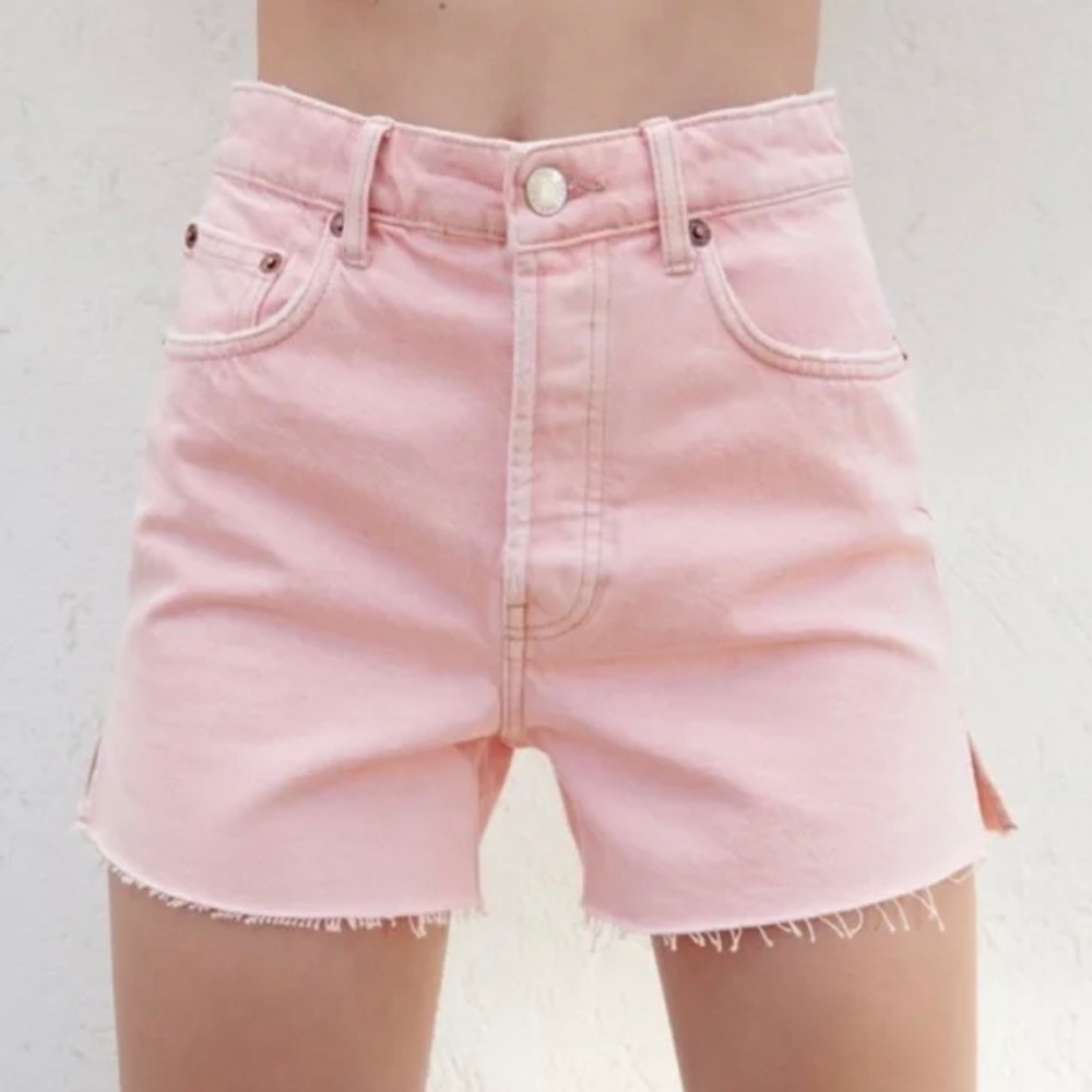NWOT Zara High-Rise Pink Jean Shorts, Size 6